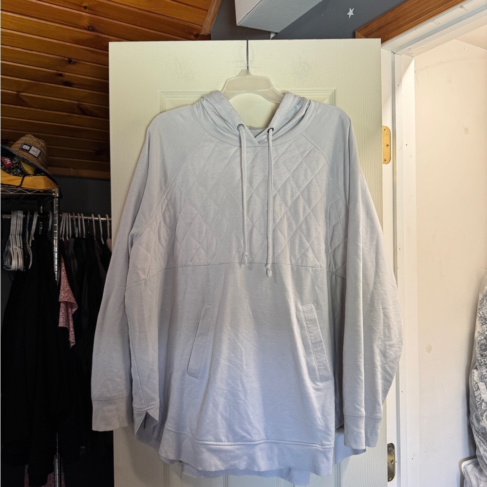 Maurices Light Gray Quilted Crewneck Hoodie Sweatshirt